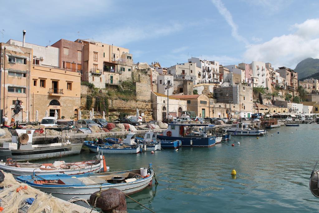 Casa Longo 2 Apartment Castellammare del Golfo Exterior photo